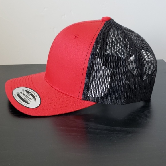 Original Flexfit Yupoong Snapback - Picture 3 of 4